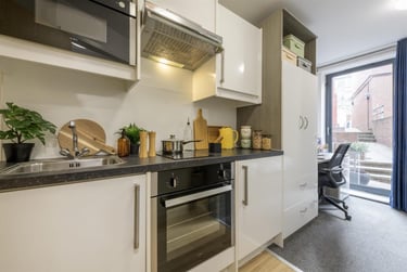 1 bed studio, West Park Place, Haymarket, Edinburgh, EH112EE - Image 1